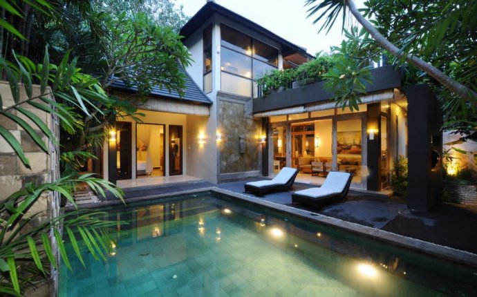 52 Villas in Canggu - Page 1