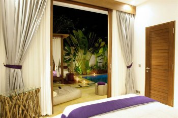 anemalous-villas-spa-bed-and-view