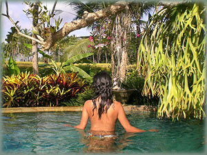 Pool scene in romantic evening sunlight